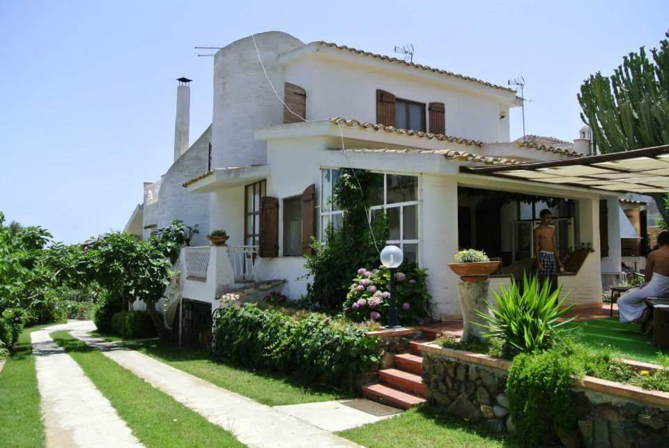 Villa Nicanda- 100 Mt Dal Mare- Giardino Porto Columbu - Perd'E Sali Экстерьер фото